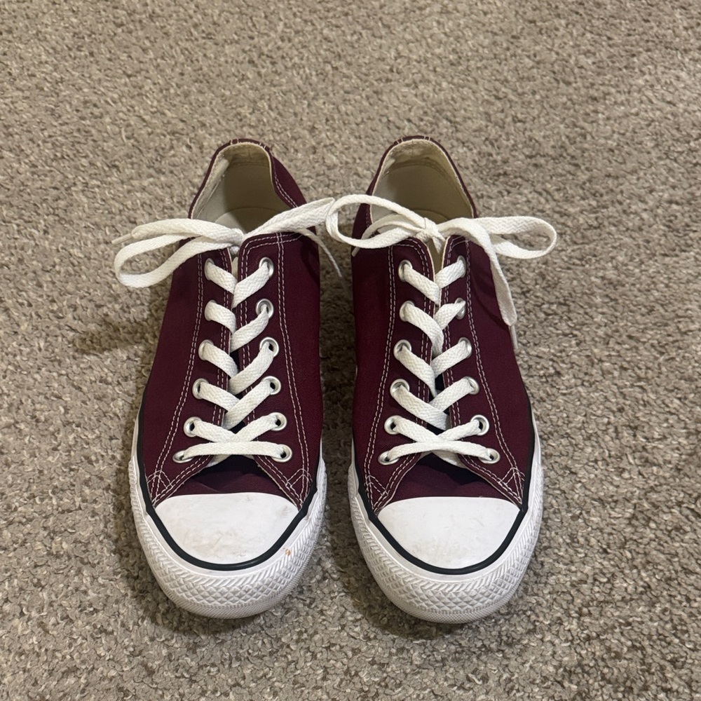 Burgundy Converse Low-Top Sneakers with White Laces